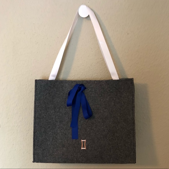 KIT & ACE (Lululemon) Gray Textile Active Tote Bag - Picture 1 of 7